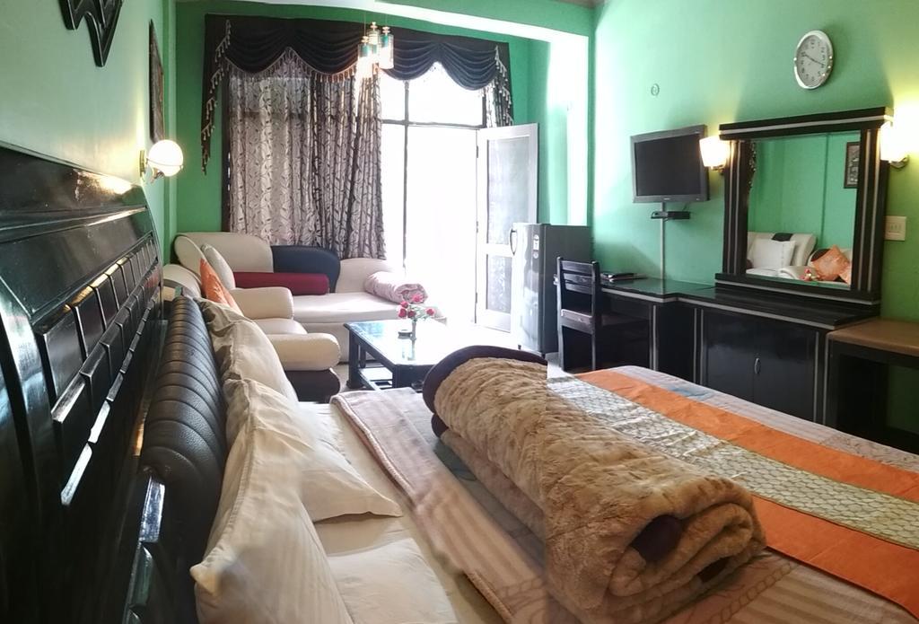 Le Grand Manali - The River Facing Hotel Ngoại thất bức ảnh