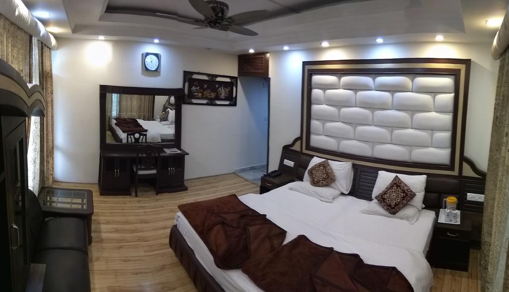 Le Grand Manali - The River Facing Hotel Ngoại thất bức ảnh