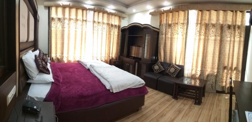 Le Grand Manali - The River Facing Hotel Ngoại thất bức ảnh
