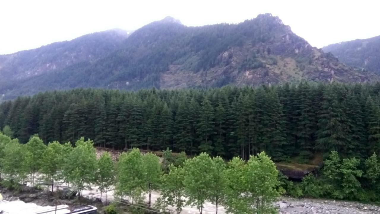 Le Grand Manali - The River Facing Hotel Ngoại thất bức ảnh