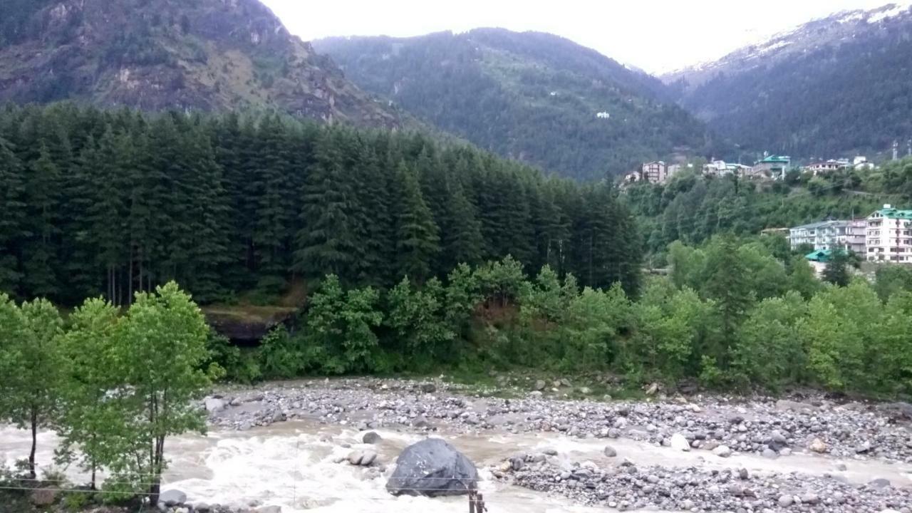 Le Grand Manali - The River Facing Hotel Ngoại thất bức ảnh