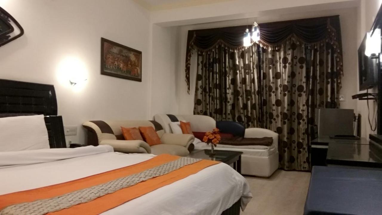 Le Grand Manali - The River Facing Hotel Ngoại thất bức ảnh